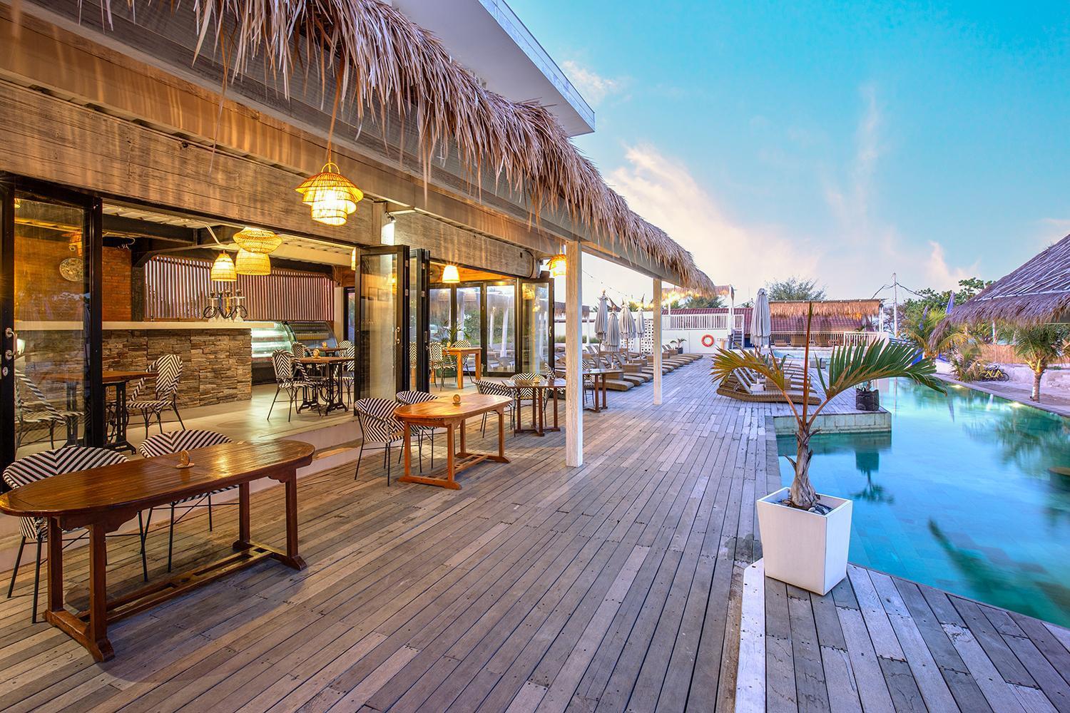 ฟรี รีสอร์ต กิลิตราวางัน Hotel กีลีตราวางัน ภายนอก รูปภาพ