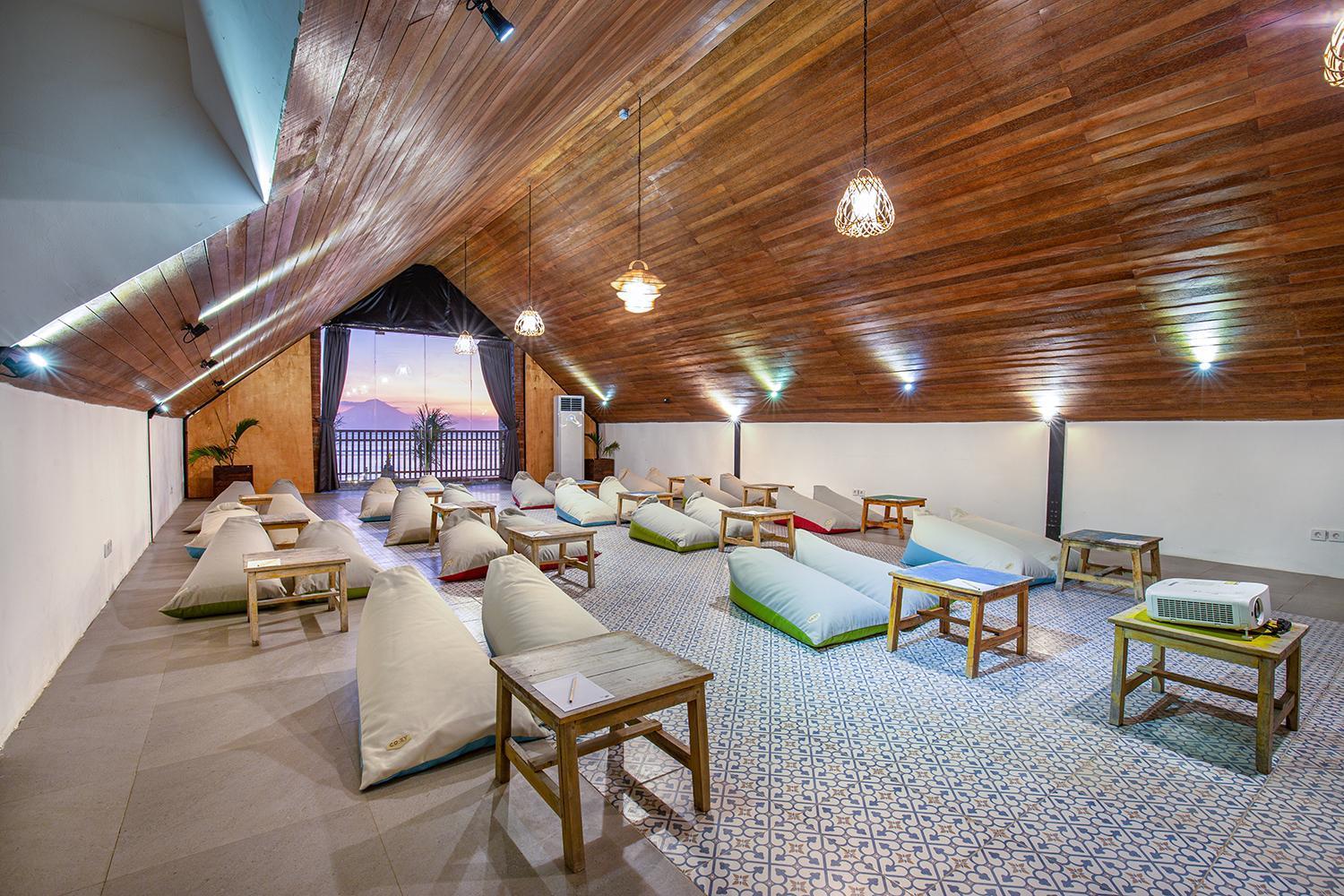ฟรี รีสอร์ต กิลิตราวางัน Hotel กีลีตราวางัน ภายนอก รูปภาพ